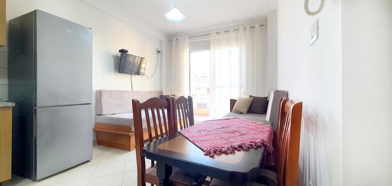 Sea & Sun Apartment Durrës Eksteriør billede