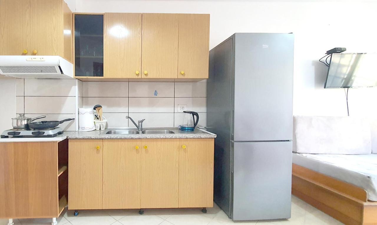 Sea & Sun Apartment Durrës Eksteriør billede
