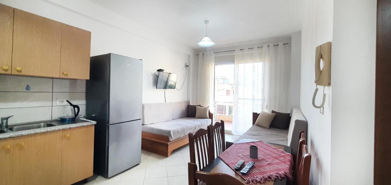 Sea & Sun Apartment Durrës Eksteriør billede